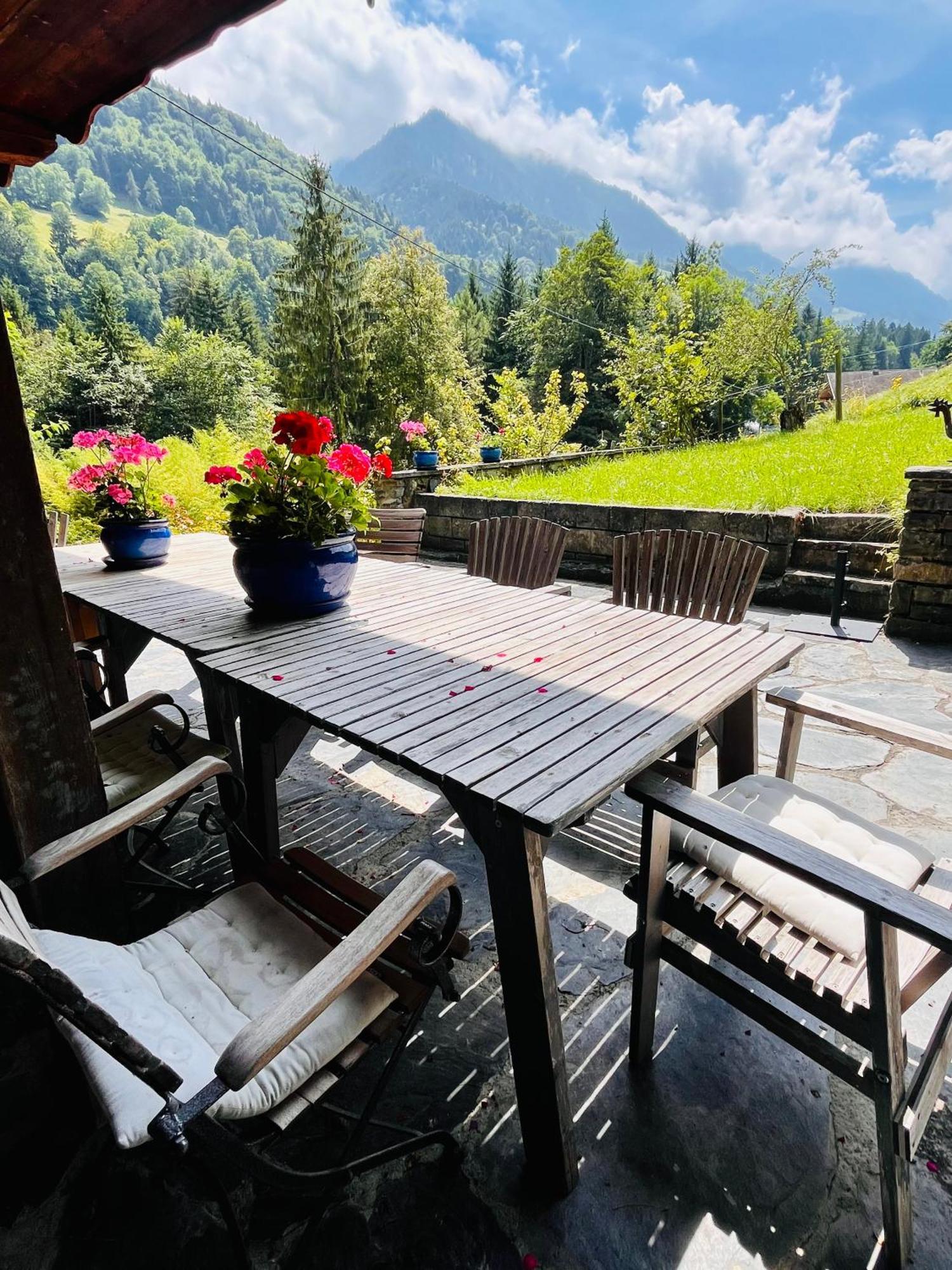 Aparthotel Mountain River Resort Val dʼIlliez Εξωτερικό φωτογραφία